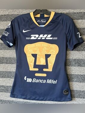 2019/20 Nike Pumas UNAM Mexico Women’s Away Soccer Jersey Size Small